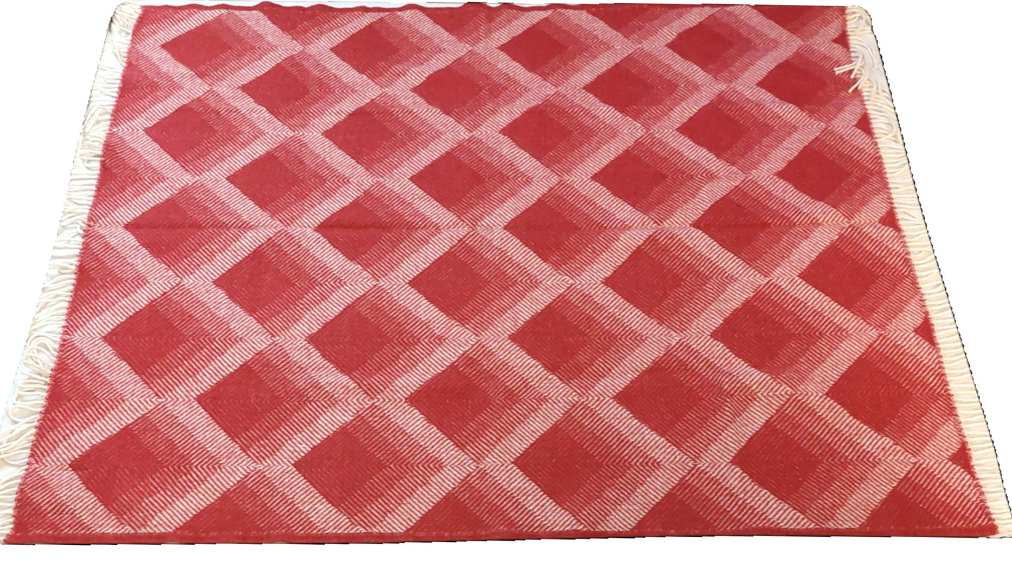 British Made Woollen Blanket Pink & Cream (Diamond)